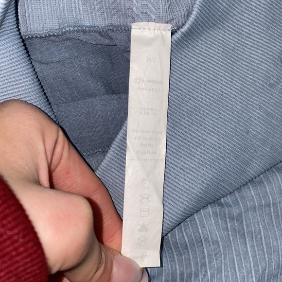 workout leggings - Picture 2 of 2